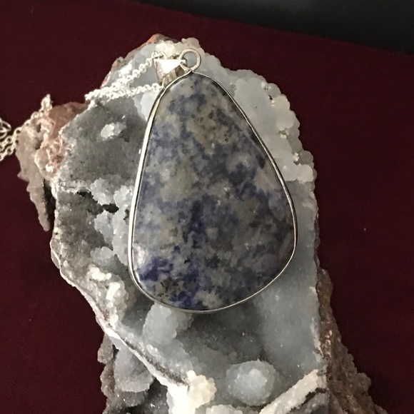 🩸Quartz with Azurite Necklace🩸 - Picture 4 of 6